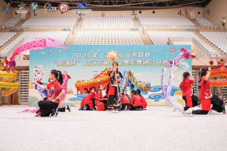 浦东新区周 浦东新区周